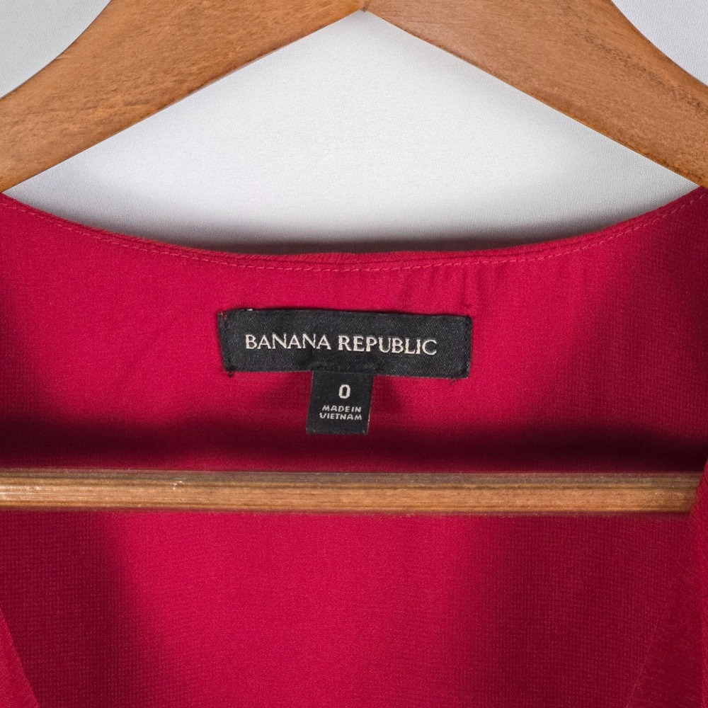 Banana Republic Red Ruffle V-Neck Handkerchief Hem HighLow Midi Dress 0 Cocktail - Picture 6 of 9